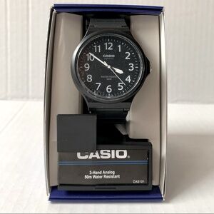 NEW Casio Men’s Watch - timeless and classic design - easy to read face